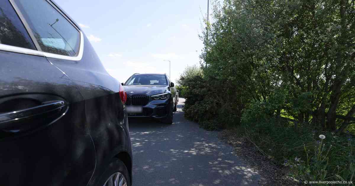 'Something needs to be done' as 'disgraceful' parking chaos 'forces prams in road'