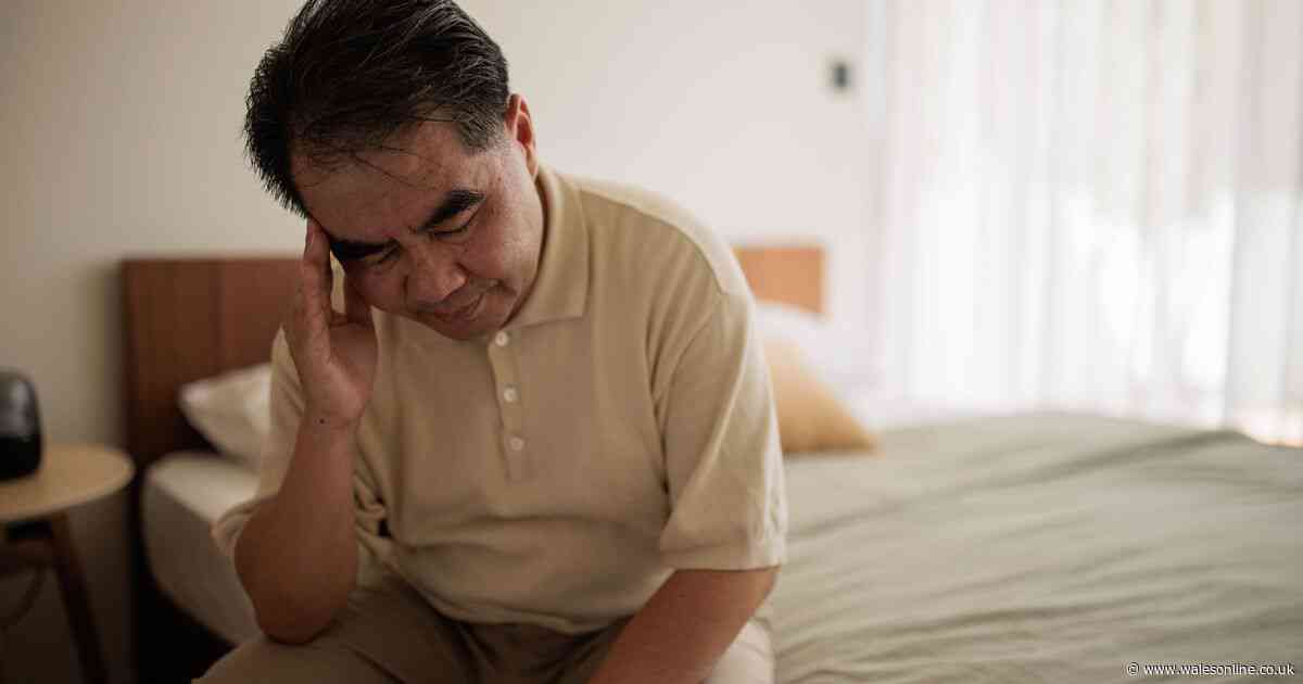 'Don't ignore' cancer symptom that wakes you up in the middle of the night, oncologist warns