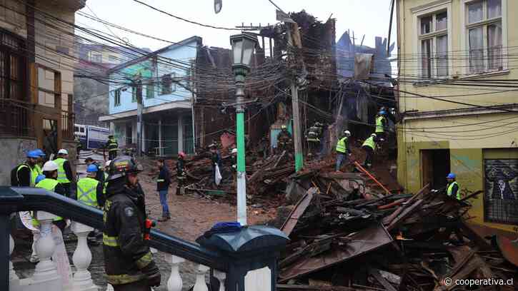 Hallaron otros dos cuerpos en escombros de incendio en Barrio Puerto de Valparaíso