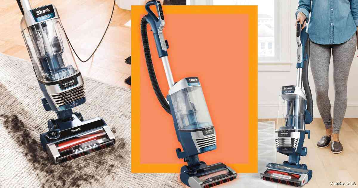 Get the Shark Stratos Pet Pro Anti Hair Wrap vacuum cleaner now with over £100 off