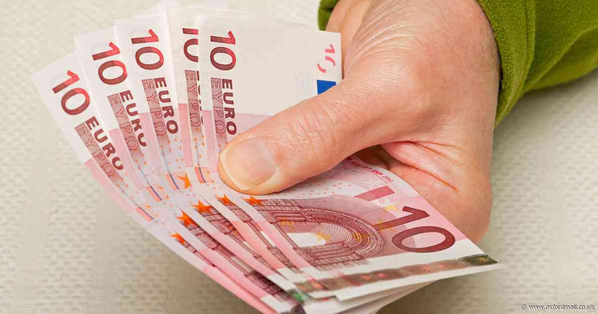 Next day delivery service for travel money launched in Oxfordshire
