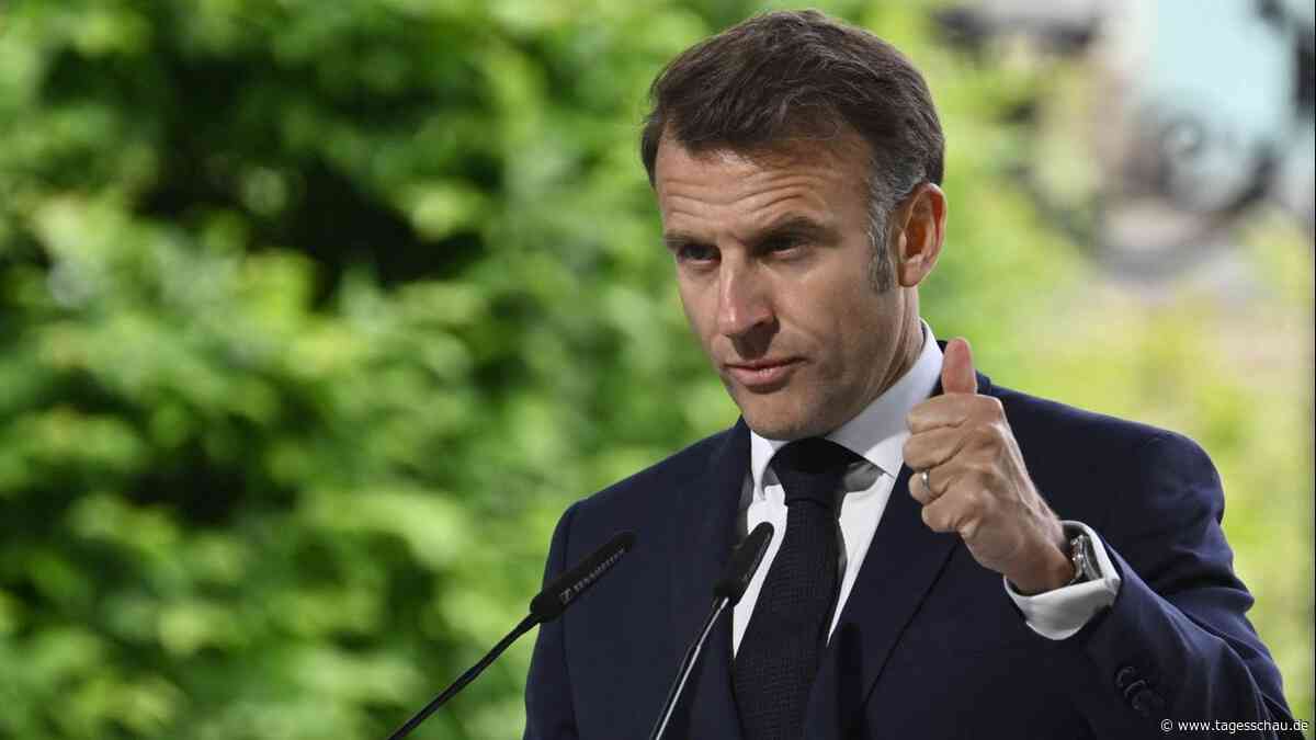 Ukraine-Liveblog: ++ Macron kritisiert Putins Angebot als "unzureichend" ++