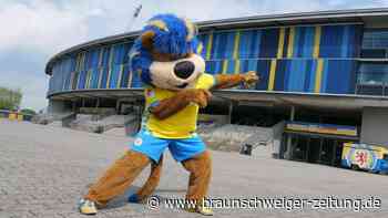 Seit 18 Jahren mimt „Schorse“ das Maskottchen der Eintracht