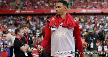 Gary Neville risks Liverpool wrath with Trent Alexander-Arnold verdict - 'some bravery'