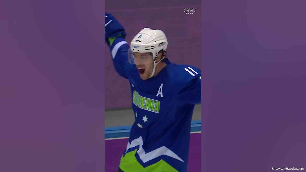 Never a doubt that Anze Kopitar 🇸🇮 would find the back of the net in style! 🏒 #IceHockey