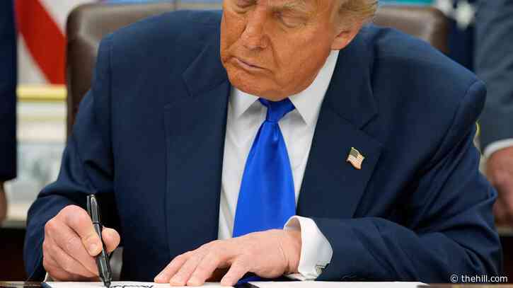 Trump says he will sign executive order on drug price caps