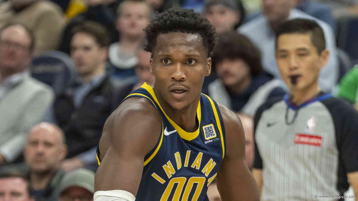 Watch: Pacers' Bennedict Mathurin ejected for punching De’Andre Hunter in Game 4