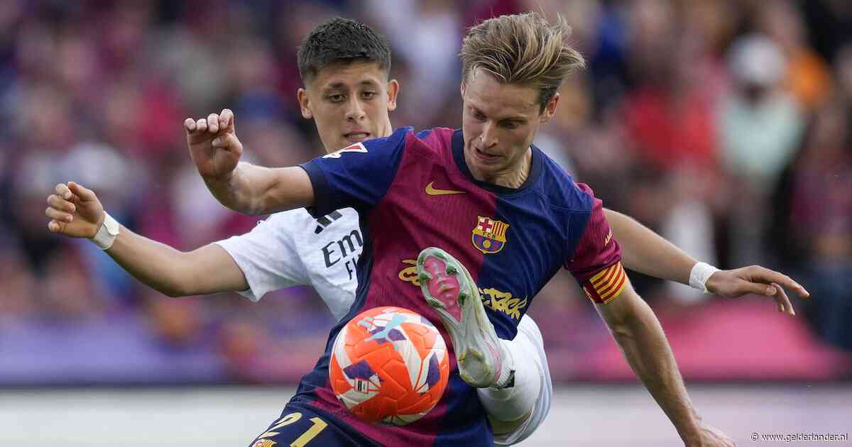 Buitenlandse media zien ‘historische eerste helft’ van Barcelona in Clásico: ‘Kolossale Frenkie de Jong als leider’