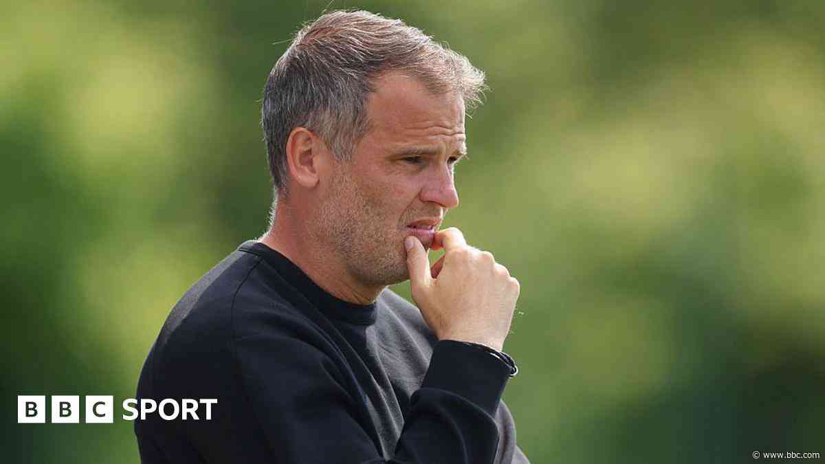 Tottenham manager Robert Vilahamn&#39;s job at risk