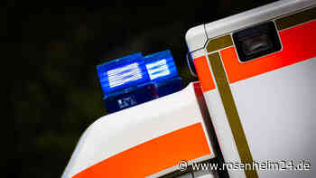 Auto überschlägt sich in Oberbayern - Fahrer (58) schwer verletzt