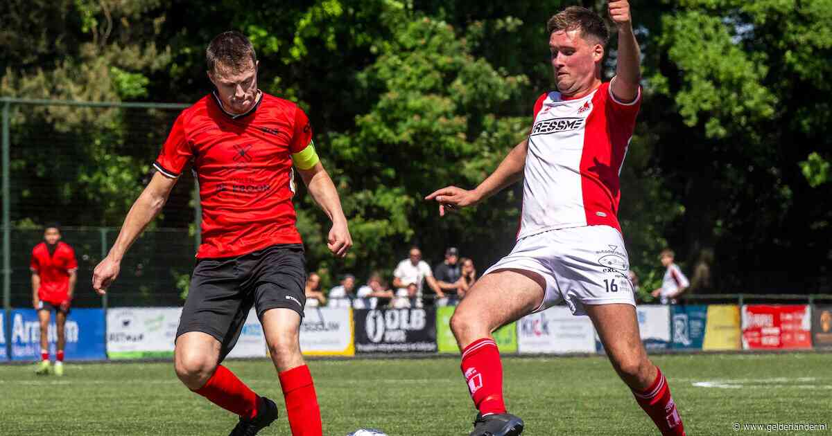 Rampscenario voor de grootste voetbalclub van Arnhem? ‘Met opmerkingen dat we voor het seizoen titelkandidaat waren, kan ik niets’
