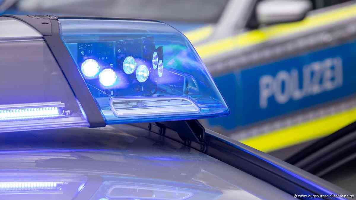 Mehrere Verletzte nach Unfall: Kleintransporter und Lkw krachen zusammen