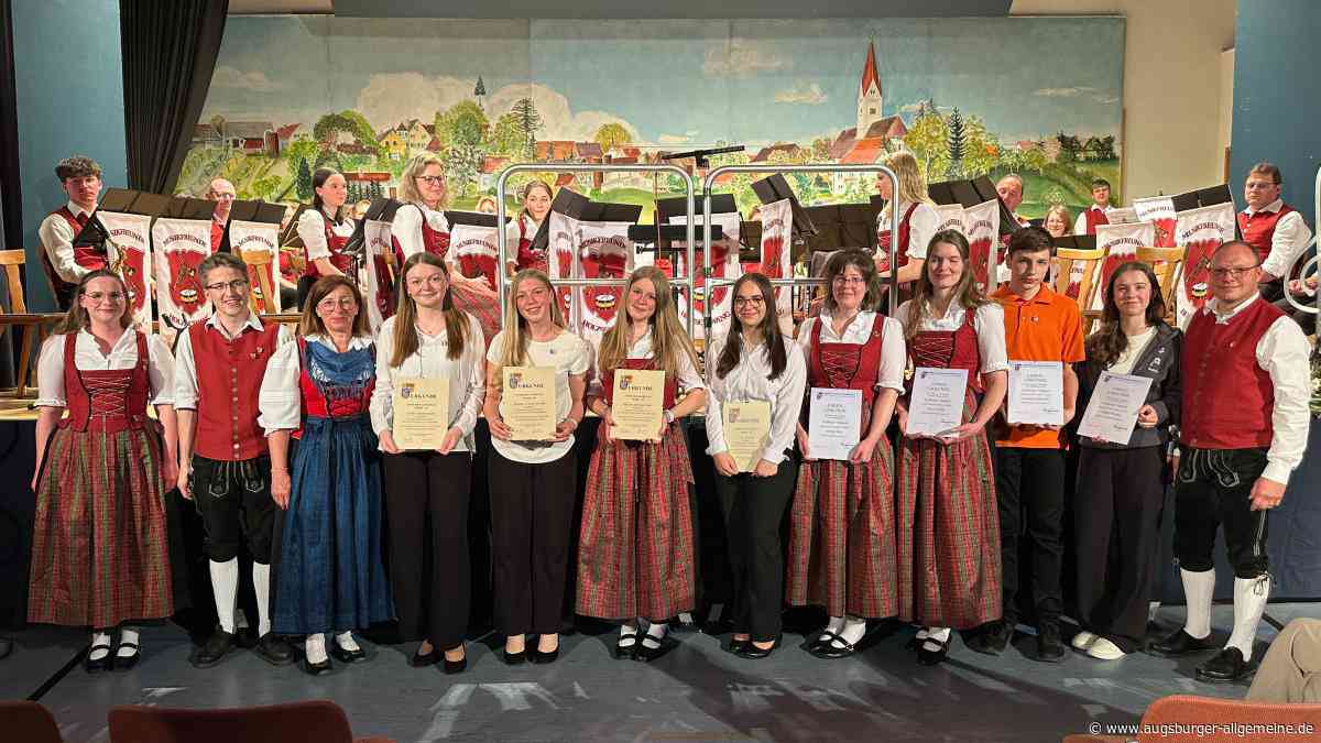 An einem Abend um die Welt beim Frühjahrskonzert der Musikfreunde Holzschwang