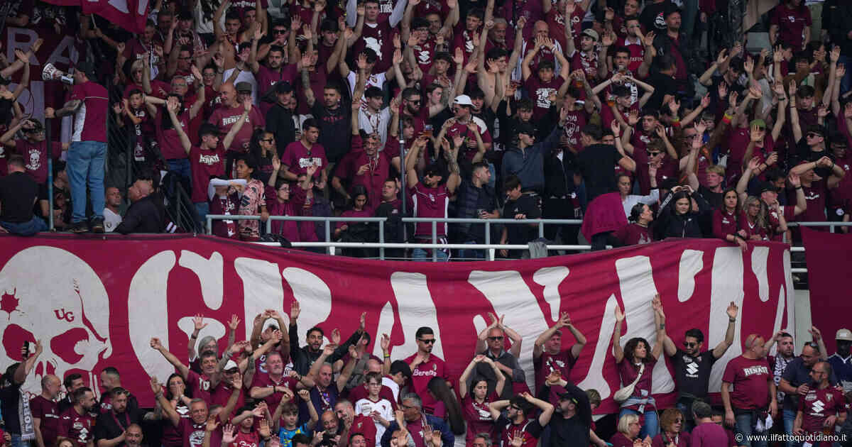 Tifosi cadono dalla curva Maratona: partita sospesa. Cosa è successo durante Torino-Inter
