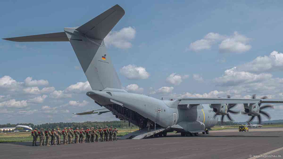 Bundeswehr - Internes Papier warnt vor Risiken bei neuem Fallschirmsystem