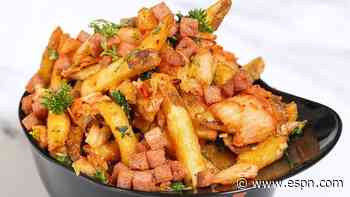 San Francisco Giants' garlic fries helmet leads new MLB park treats
