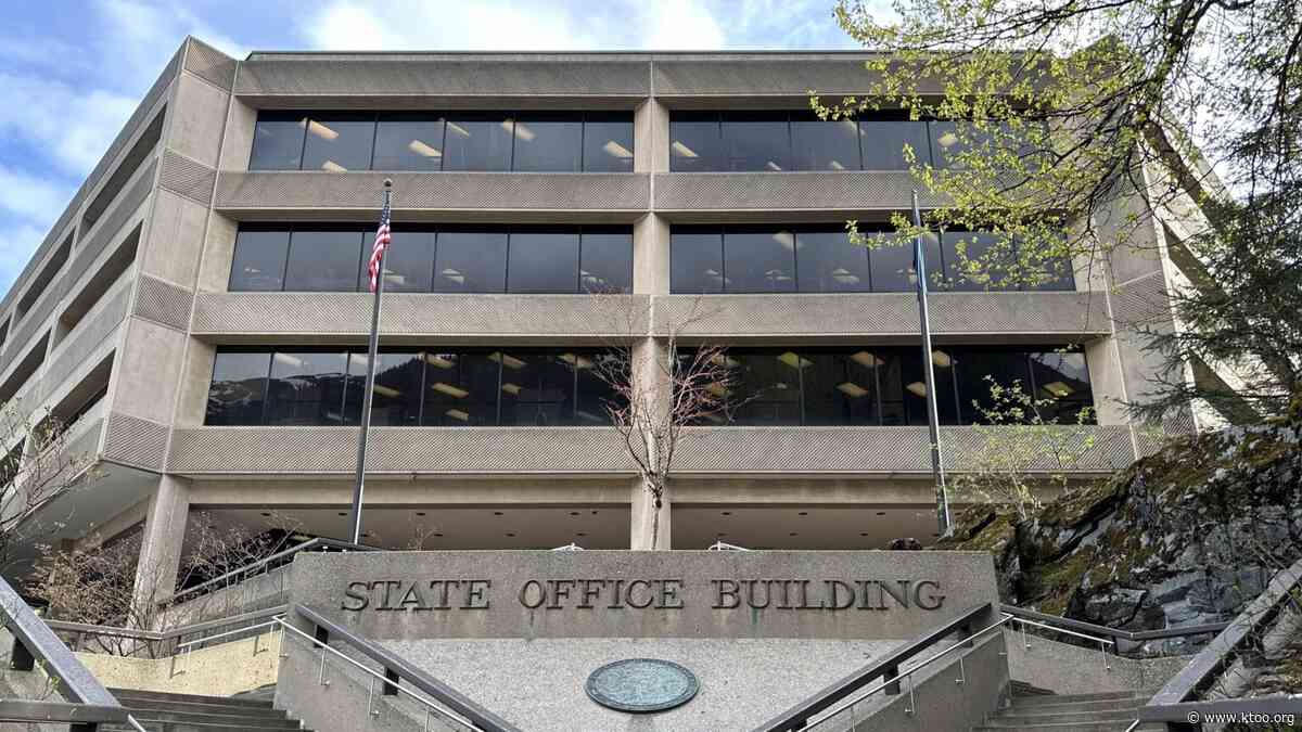 Dunleavy freezes most hiring, new regulations and travel as oil prices squeeze budget