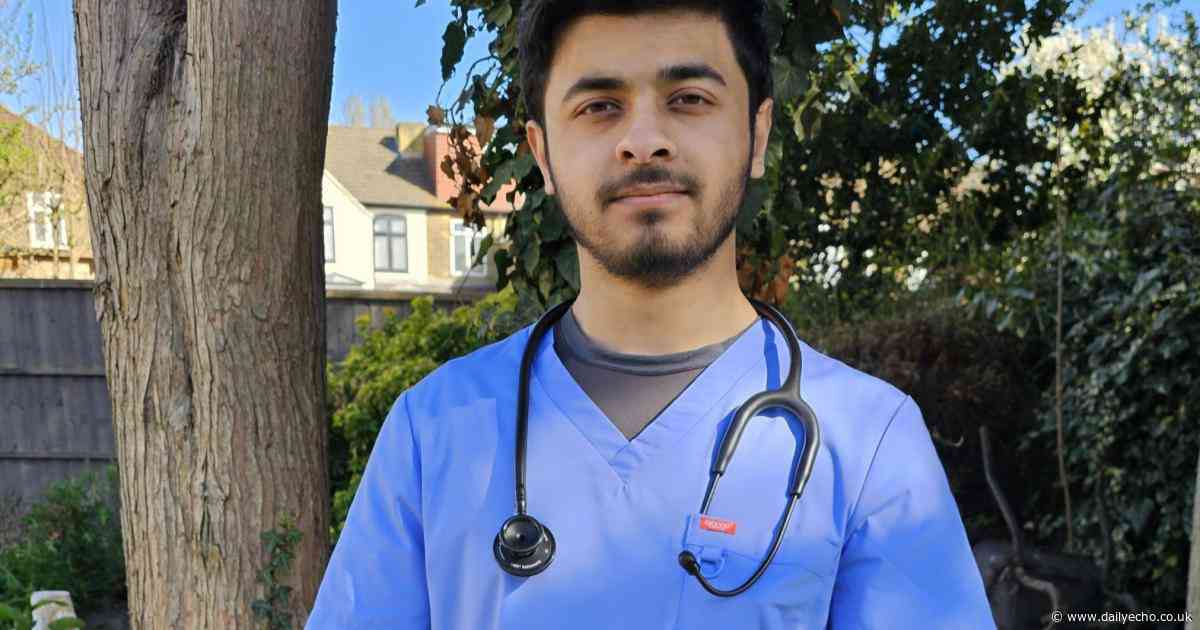 Southampton student finds path to becoming eye surgeon through volunteering