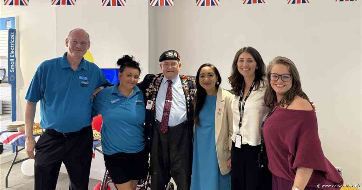 MP joins in VE Day 80th anniversary celebrations