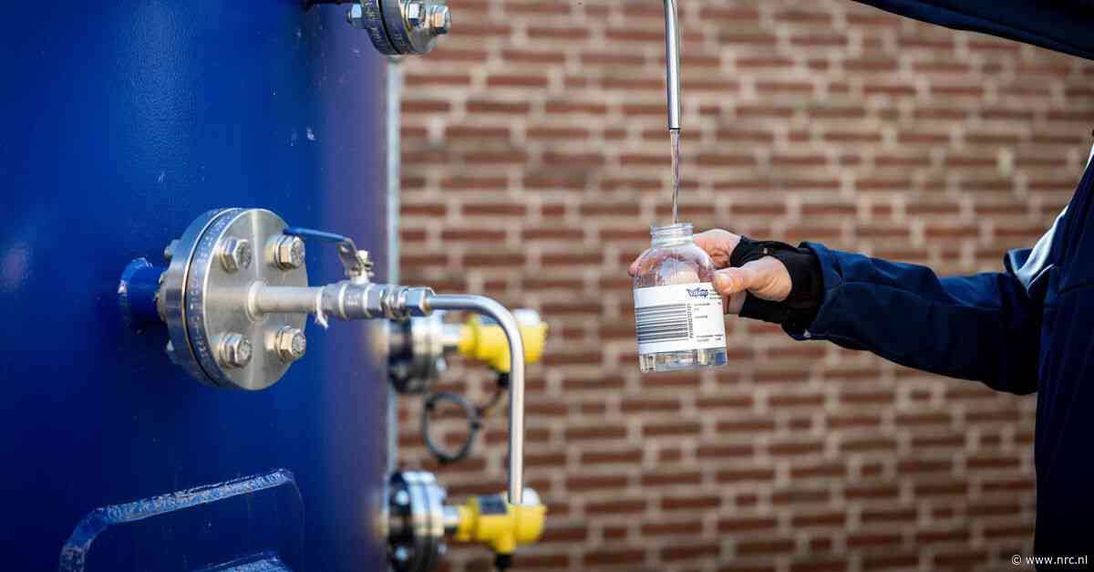 Steeds meer behoefte aan alsmaar schaarser drinkwater: waarom lukt het Nederlanders niet om zuiniger met water om te gaan?