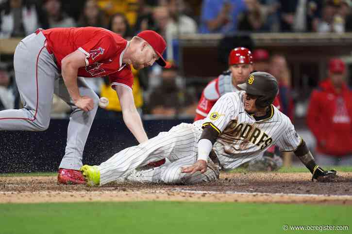 Angels blow late lead in loss to Padres
