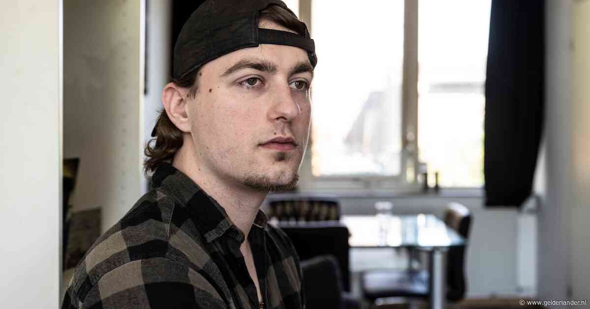 Leven van eenzame Jeffrey (27) lijkt gered door anonieme vrouw: ‘Ik voel dat ik dit móét doen’