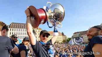 Irre Meistersause auf Mallorca – mit Polizei, Pokal-Schmuggel und Roberto Blanco