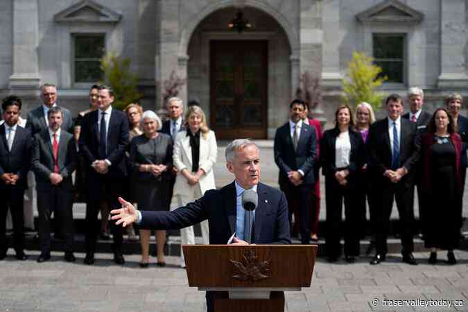 Prime Minister Carney holds his first meeting with new cabinet this morning
