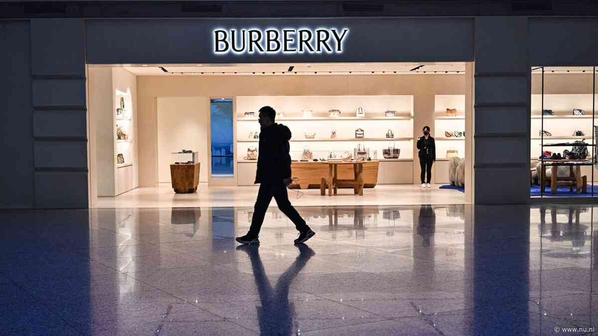 Burberry schrapt zeventienhonderd banen na tegenvallende verkopen in Azië