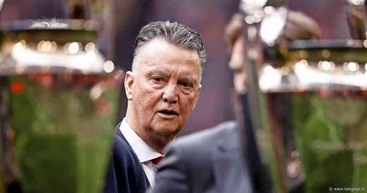 Louis van Gaal (73) hint op voetbalpensioen en twijfelt over rol bij Ajax