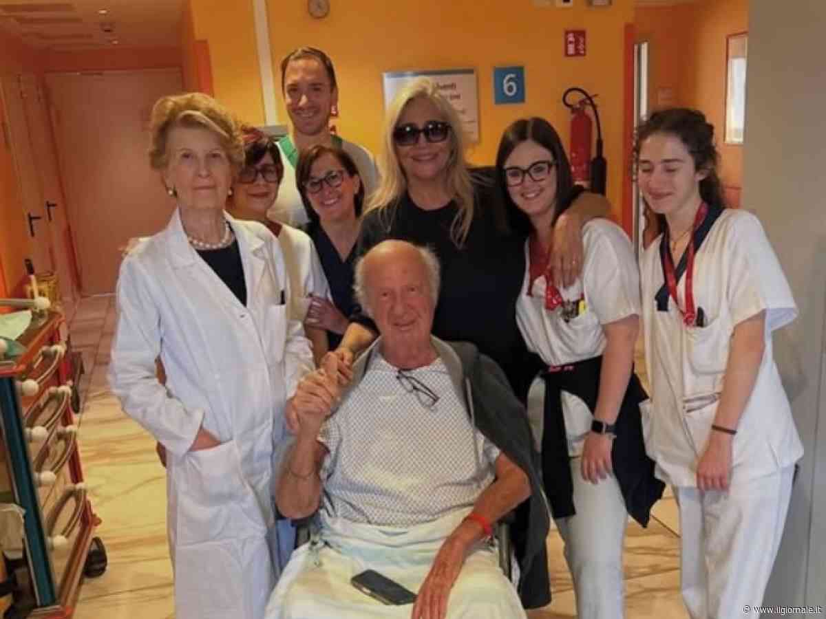Nicola Carraro, la foto in ospedale con Mara Venier. Cosa è successo