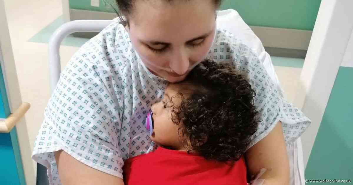 Mum says 'I wish I'd had weight loss injections' after vomiting 'lumps of flesh'