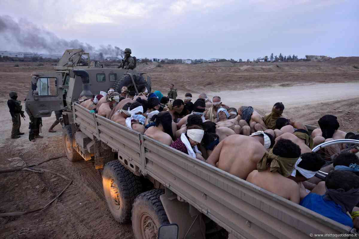 Gaza, “abusi sessuali, scosse elettriche, botte”: un report denuncia le “torture sistematiche” delle Idf sui palestinesi