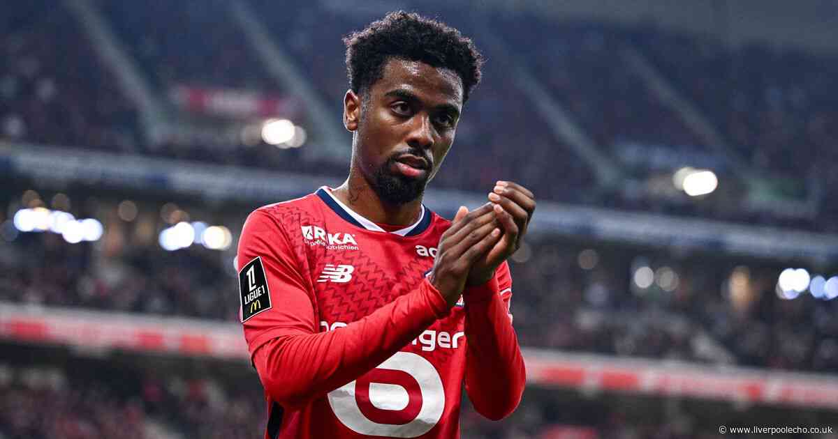 Everton could have secret weapon in Angel Gomes transfer battle - 'We speak all the time'