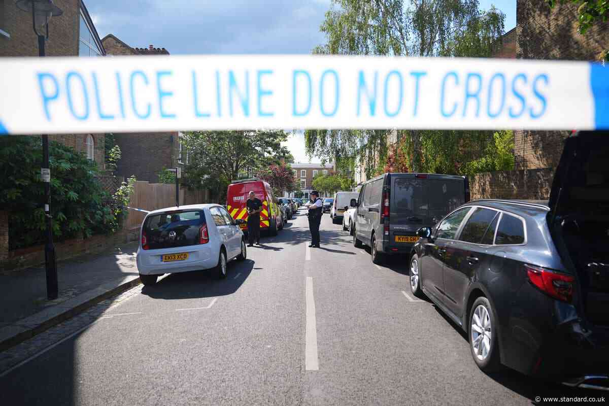 Starmer condemns ‘attack on our democracy’ after fires at homes linked to PM