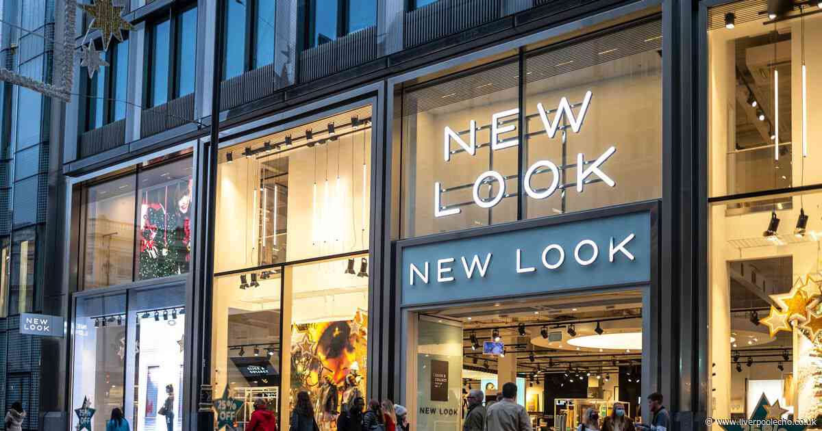 New Look's 'comfortable' £33 sandals' that look like Dr. Martens'