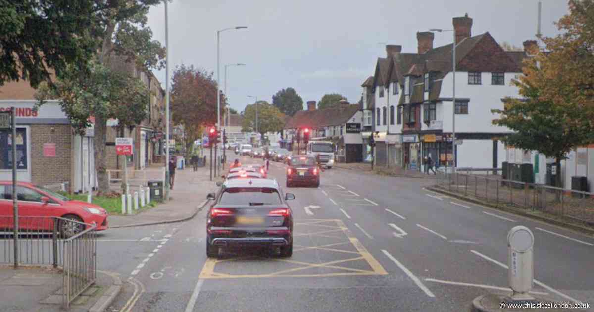 Man in hospital after bike crash in Gidea Park closes road for hours