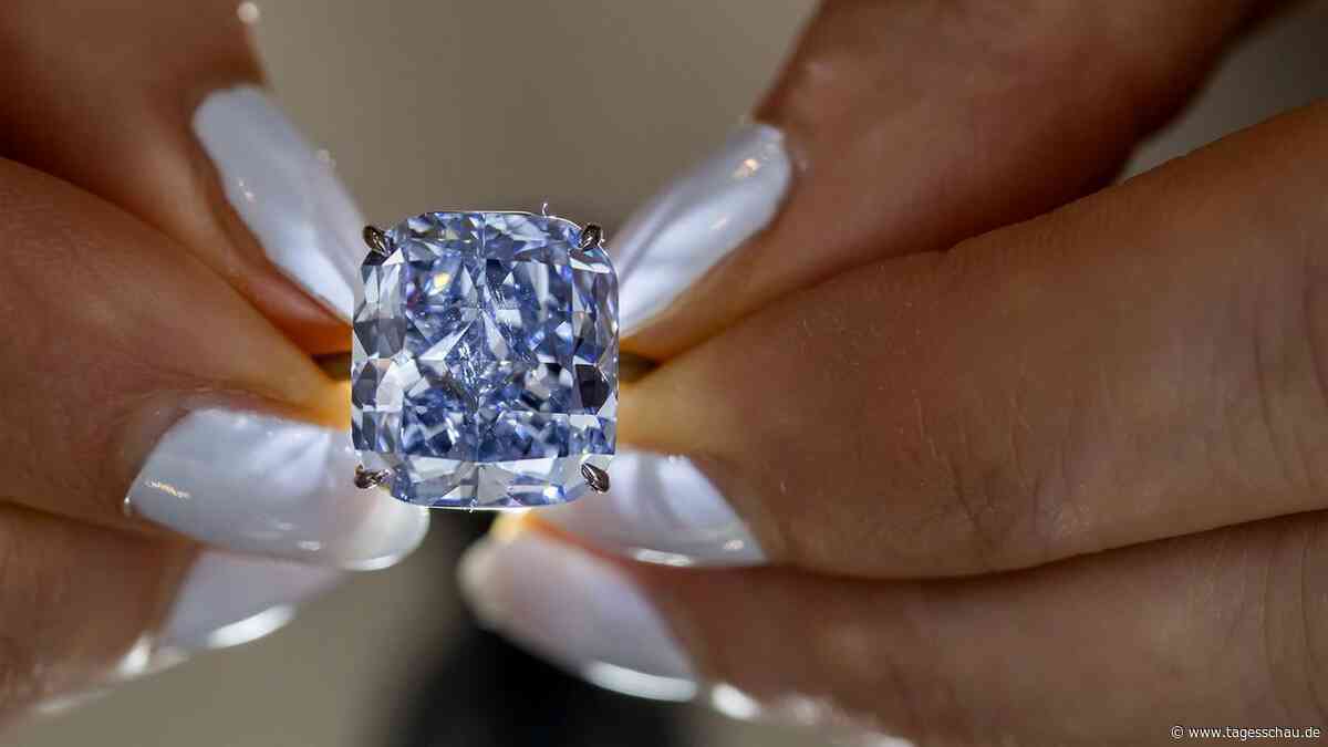 Seltener blauer Diamant für über 20 Millionen Dollar versteigert