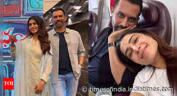 Samantha's selfie with Raj sparks relationship rumours