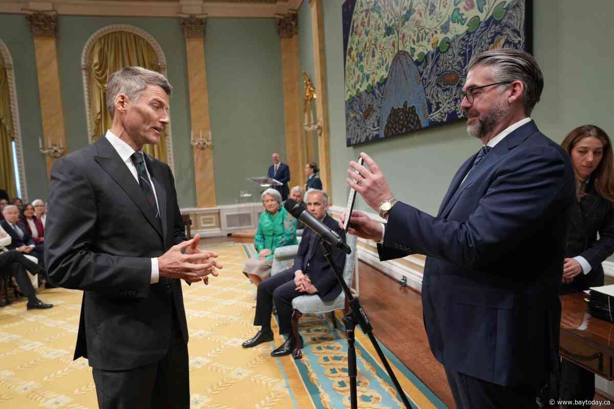 New housing minister says he lacked tools to tackle homelessness as Vancouver mayor