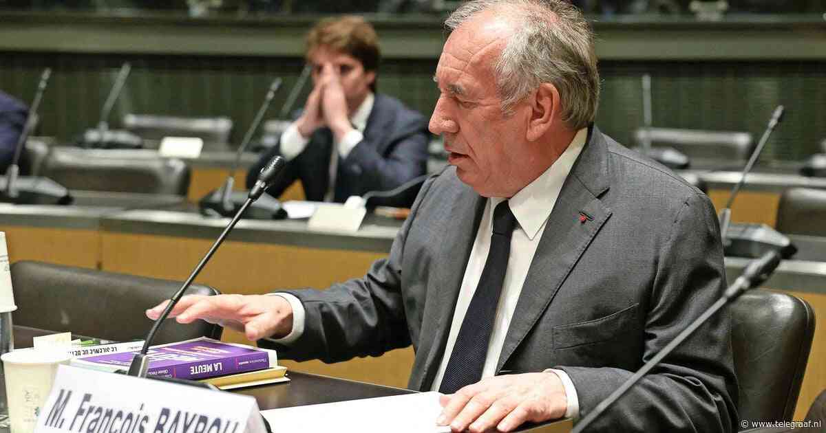 Franse premier ontkent dat hij afwist van grootschalig misbruik op school