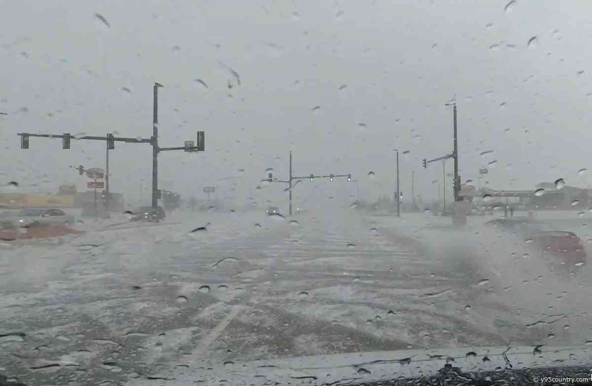 Heavy Rain, Small Hail Possible In SE Wyoming Today
