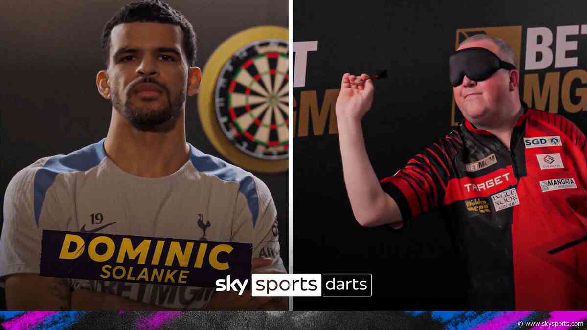 Darts in the Dark! | Spurs stars take on the world's best darts players...blindfolded!