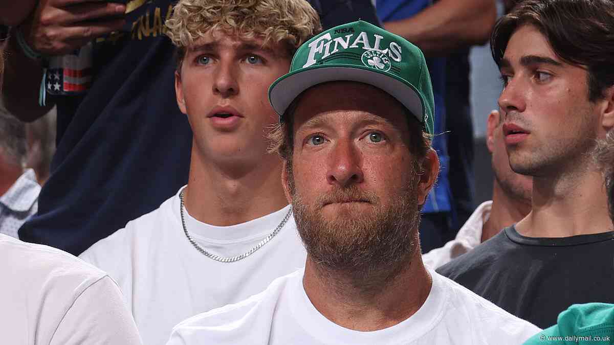 Dave Portnoy claims he has special treatment over Taylor Swift before attending Knicks vs Celtics tonight