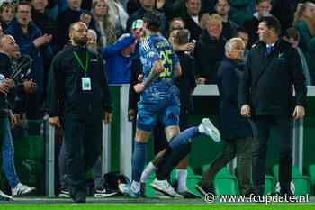 Bizarre actie Weghorst na laatste fluitsignaal FC Groningen - Ajax