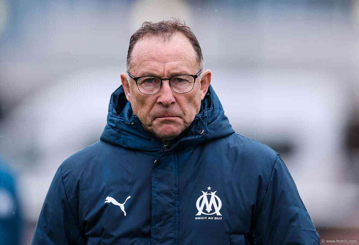 Jean-Pierre Papin quitte l'OM