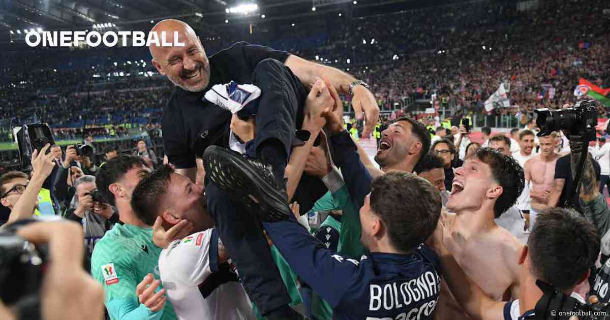 👏🏻Italiano finally gets his first trophy, dedicates it to Joe Barone❤️