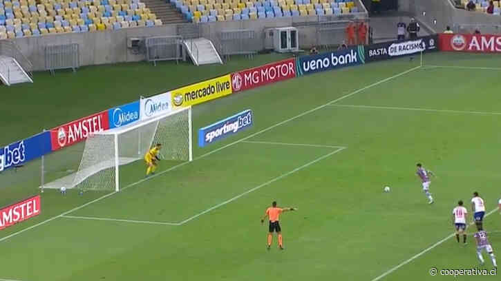 [VIDEO] Torgnascioli atajó un penal a Fluminense y salvó a Unión Española en el primer tiempo