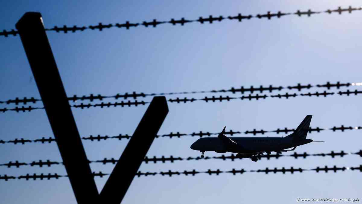 Mutter und Kind bei Abschiebung getrennt und nun wiedervereint