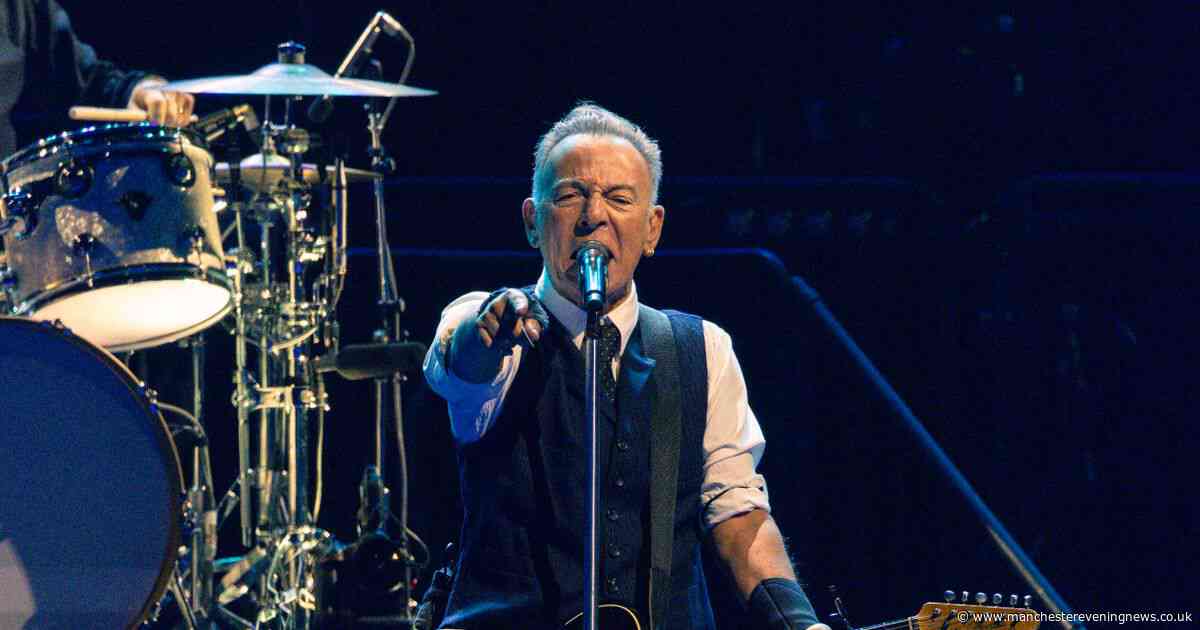 Bruce Springsteen is pissed off as he makes explosive statements in historic Manchester gig